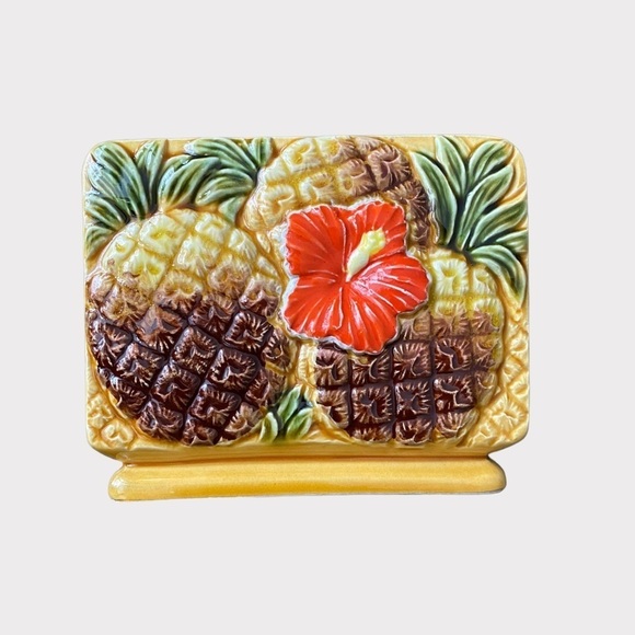 𝅺VINTAGE | Ceramic Pineapple Napkin Holder (sc) - Picture 5 of 9